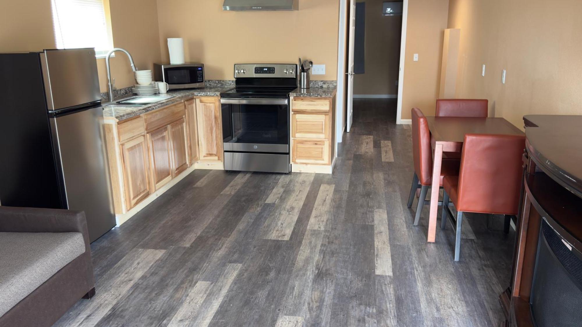 פורקס Far West Cabin-Tiny Homes Rental מראה חיצוני תמונה